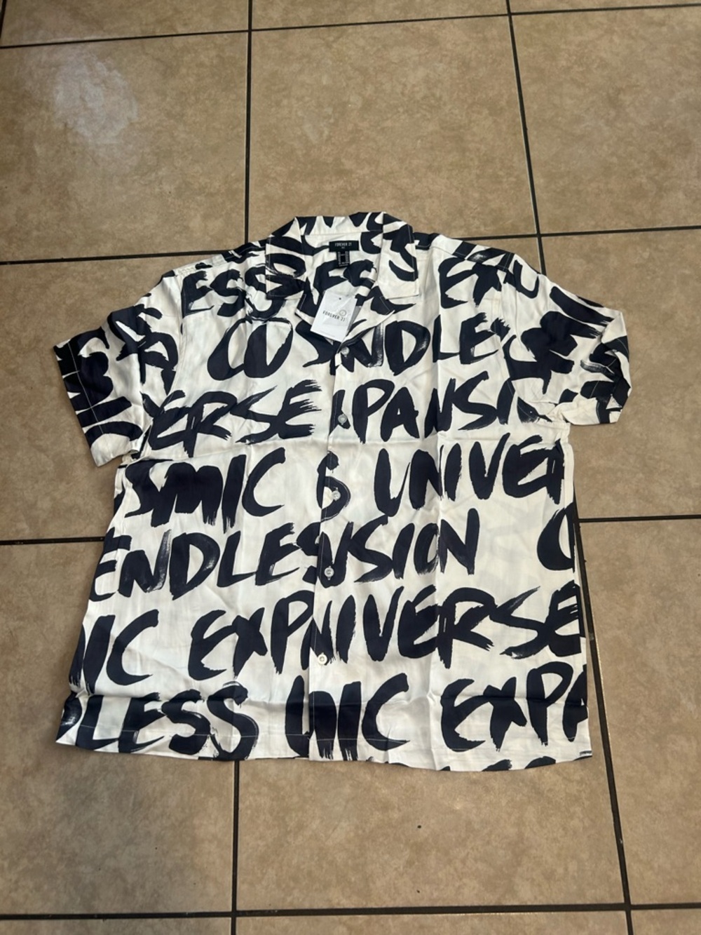 Men’s shirt short sleeve XXL NWT (b2)